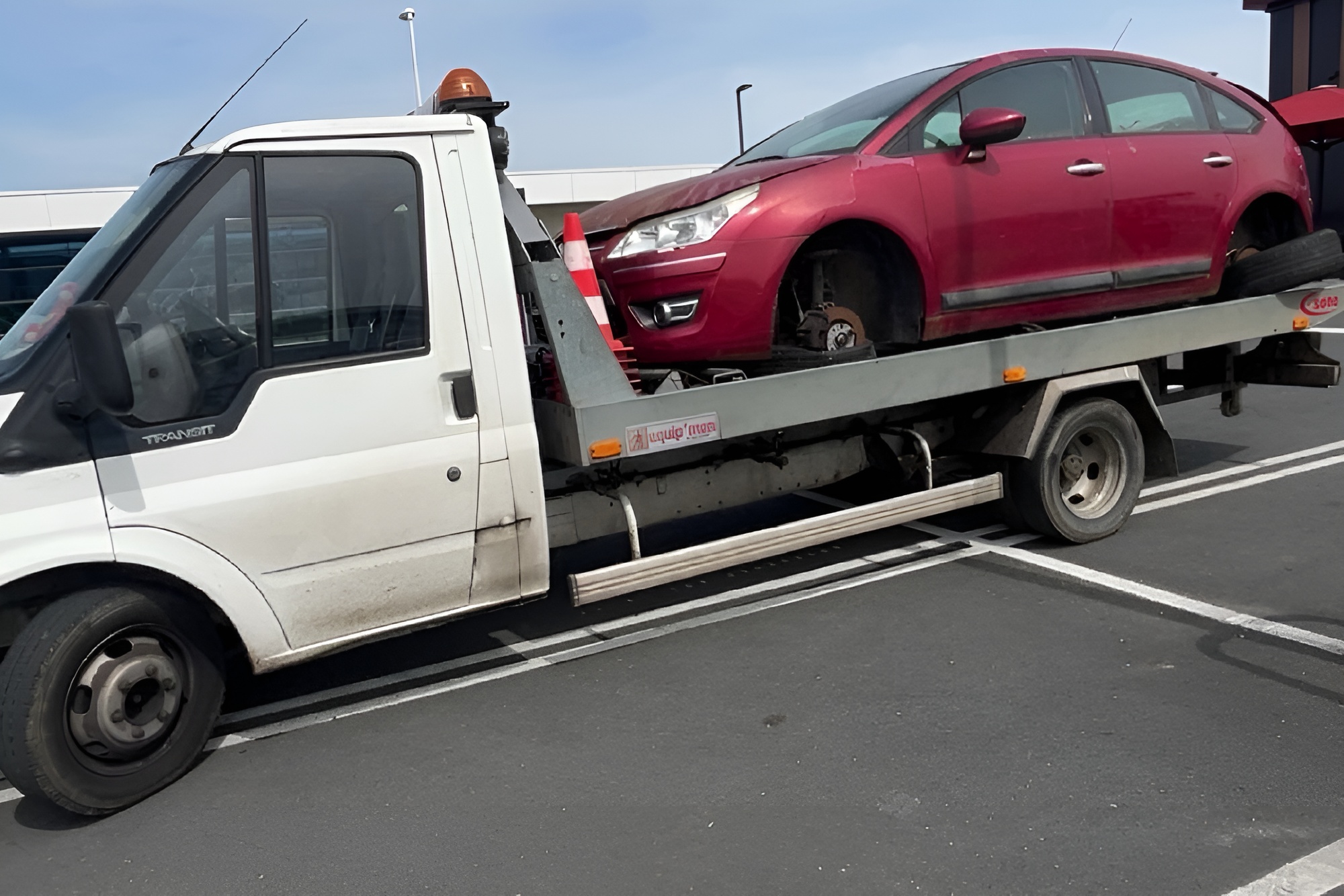 Service d'enlèvement d'épave
